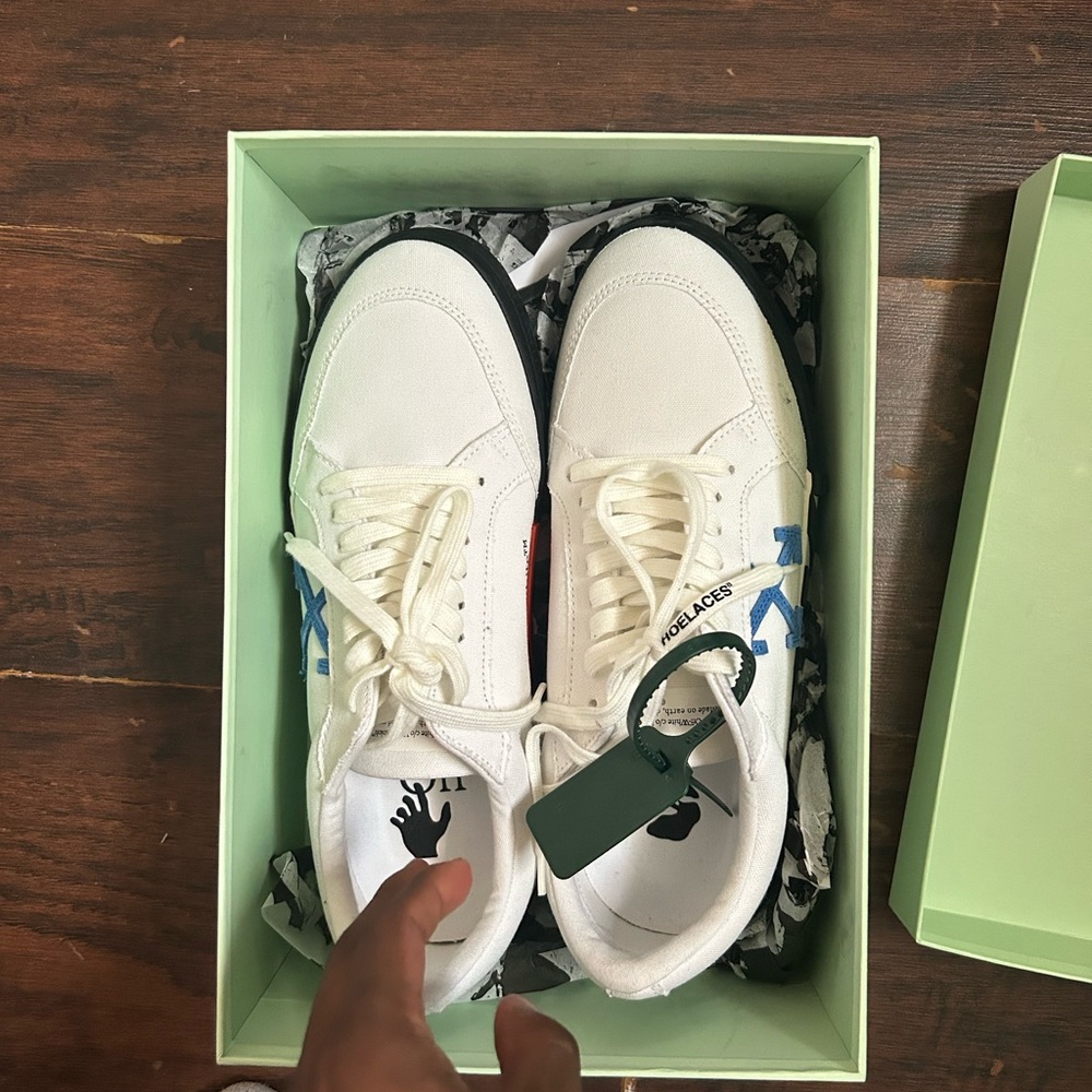 Never wore once outside.